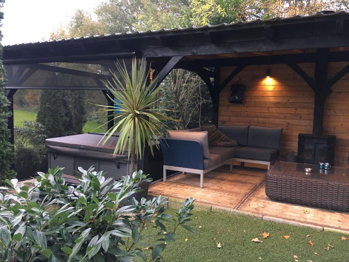 Holiday Home In Reutum Weerselo With Jacuzzi Beekdorp 외부 사진