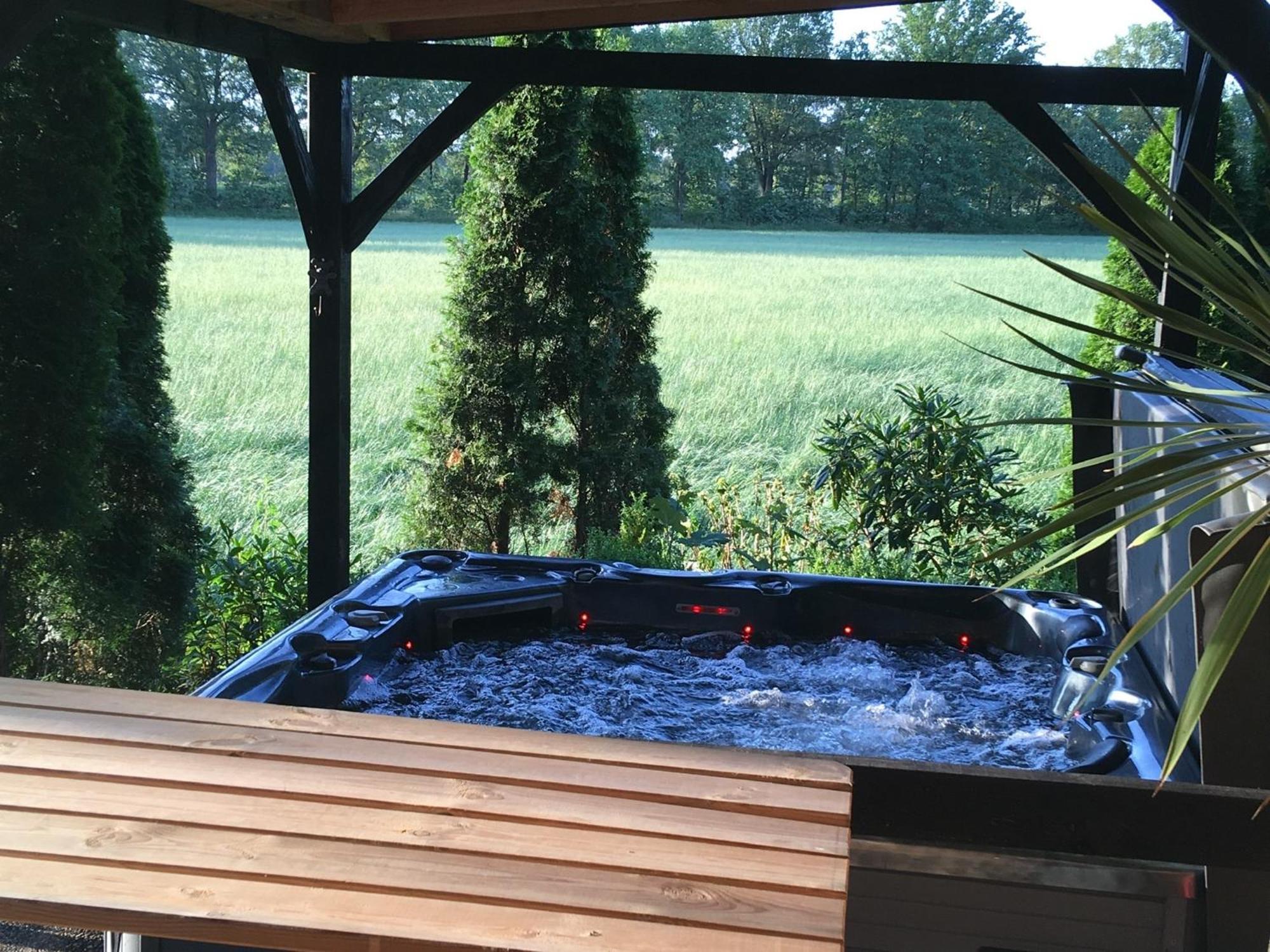 Holiday Home In Reutum Weerselo With Jacuzzi Beekdorp 외부 사진